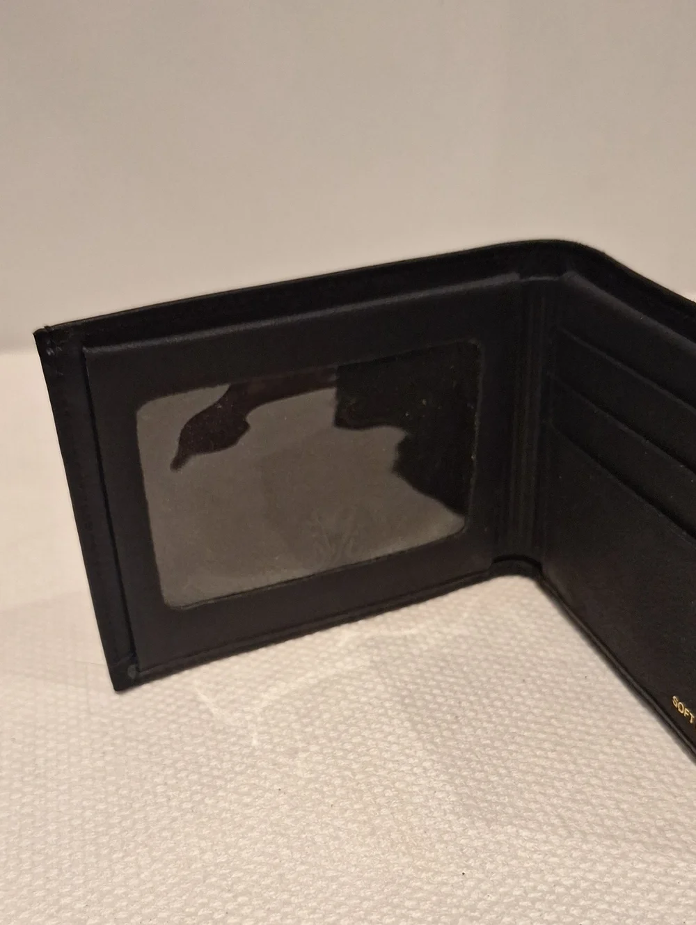 Men's Black Soft Nappa Leather Bi-Fold Wallet - Classic Card Holder